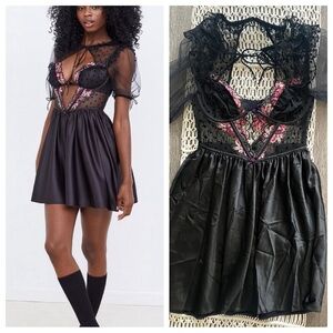 NEW For Love and Lemons Juliet puff sleeve cut out floral dress